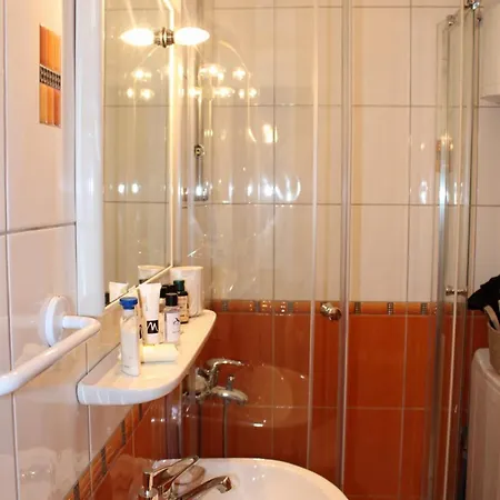 Cozy Ladybug, Apartment *